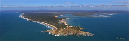 Cape Capricorn Lighthouse - Curtis Island - QLD (PBH4 00 18163)